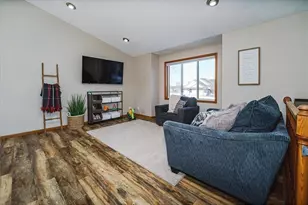 320 Bluebill St, Baldwin, WI 54002 - Photo 10