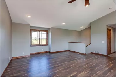 453 Coyote Way, New Richmond, WI 54017 - Photo 14