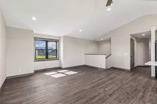453 Coyote Way, New Richmond, WI 54017 - Photo 16