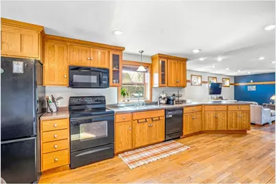 1090 7th Avenue, Baldwin, WI 54002 - Photo 18