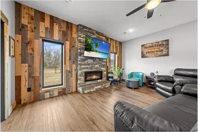 1933 4th Avenue, Baldwin, WI 54002 - Photo 10