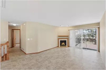 1102 Highpoint Court, New Richmond, WI 54017 - Photo 4