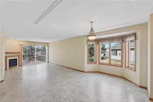 1102 Highpoint Ct, New Richmond, WI 54017 - Photo 10