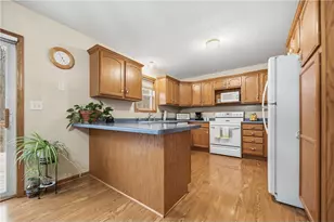 716 Hallstrom Dr, Red Wing, MN 55066 - Photo 12