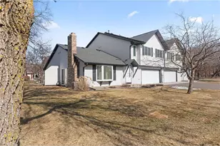 3637 Gershwin Ln, Oakdale, MN 55128 - Photo 18