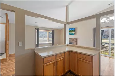 3637 Gershwin Lane, Oakdale, MN 55128 - Photo 8