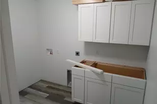 922 Co Rd T, Hammond Township, WI 54015 - Photo 6