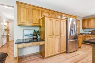 9020 Parkside Dr, Woodbury, MN 55125 - Photo 18
