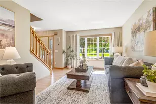 9020 Parkside Dr, Woodbury, MN 55125 - Photo 10