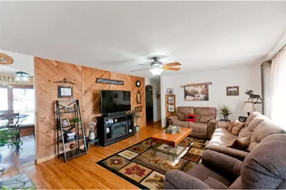 1005 W Poplar Avenue, Cameron, WI 54822 - Photo 12