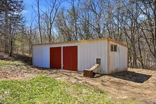 N7691 910th St, River Falls Township, WI 54022 - Photo 36