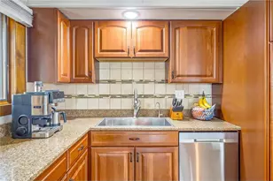 1026 Monroe St, Hudson, WI 54016 - Photo 8