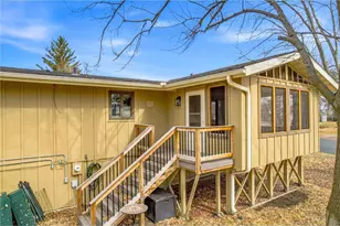 1026 Monroe St, Hudson, WI 54016 - Photo 32