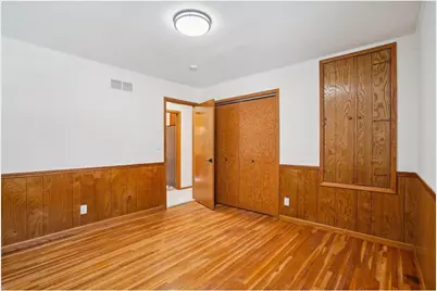 5301 Oakwood Drive, Saint Paul, MN 55110 - Photo 32