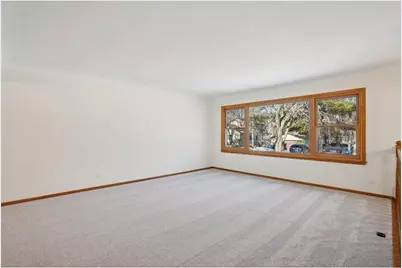 5301 Oakwood Drive, Saint Paul, MN 55110 - Photo 18