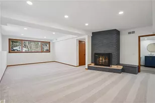 5301 Oakwood Dr, Saint Paul, MN 55110 - Photo 34