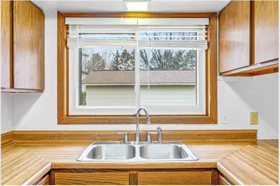 30120 Akerson Street, Lindstrom, MN 55045 - Photo 8