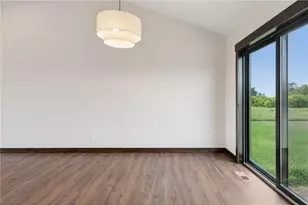 471 Coyote Way, New Richmond, WI 54017 - Photo 16