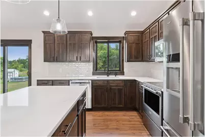 471 Coyote Way, New Richmond, WI 54017 - Photo 6