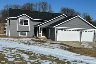 2530 County Rd E, Woodville, WI 54028 - Photo 2