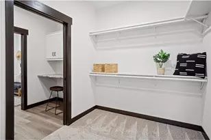 3357 Iris Dr, Eau Claire, WI 54703 - Photo 10