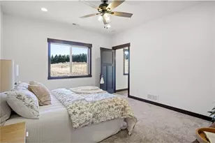 3357 Iris Dr, Eau Claire, WI 54703 - Photo 12