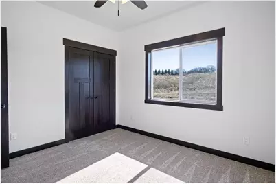 3357 Iris Drive, Eau Claire, WI 54703 - Photo 6
