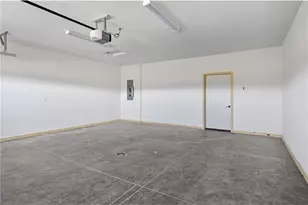 3355 Iris Dr, Eau Claire, WI 54703 - Photo 28