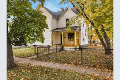 530 Hobart Street, Eau Claire, WI 54703 - Photo 2