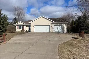 875 161st St, Hammond Township, WI 54015 - Photo 2