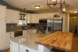 875 161st St, Hammond Township, WI 54015 - Photo 6