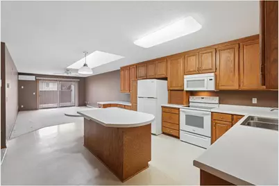 831 Cedar Court #9A, New Richmond, WI 54017 - Photo 8