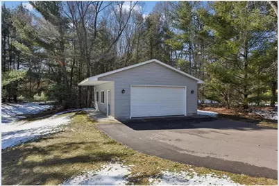 725 Packer Drive, Hudson Township, WI 54016 - Photo 4