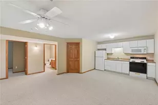 915 Lucille Ct, River Falls, WI 54022 - Photo 22
