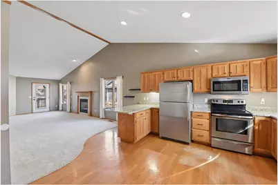 915 Lucille Court, River Falls, WI 54022 - Photo 4