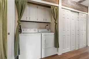 4874 Grenwich Trail, Oakdale, MN 55128 - Photo 20