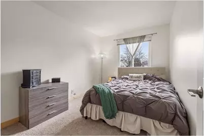 4874 Grenwich Trail, Oakdale, MN 55128 - Photo 16