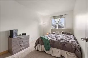 4874 Grenwich Trail, Oakdale, MN 55128 - Photo 16