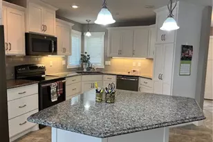 1509 Glenridge Dr, Prescott, WI 54021 - Photo 6