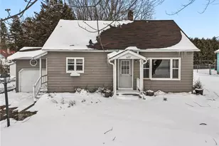 127 State St, Dresser, WI 54009 - Photo 12