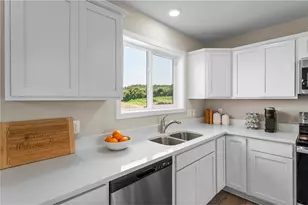 2017 Aster Ln, Mankato, MN 56001 - Photo 16