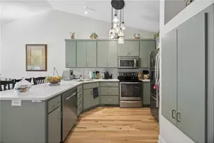 678 86th Ln, Minneapolis, MN 55433 - Photo 8