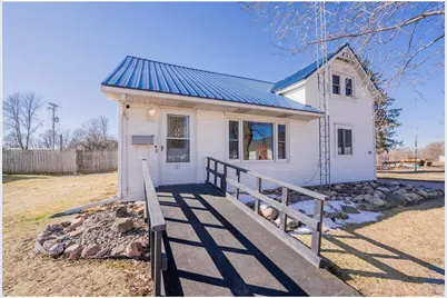 121 W Oak Street, Stanley,  54768 - Photo 2