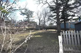 828 9th St, Hudson, WI 54016 - Photo 36