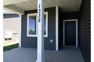 1338 Rose St, New Richmond, WI 54017 - Photo 8