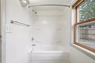 735 N Montana Ave, New Richmond, WI 54017 - Photo 14