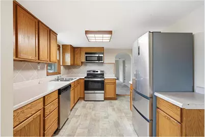 735 N Montana Avenue, New Richmond, WI 54017 - Photo 8