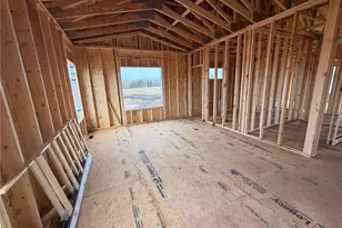 491 Elbert Dr, Hudson, WI 54016 - Photo 4