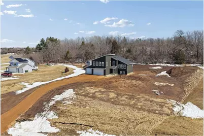 739 Magoo Road, Hudson, WI 54016 - Photo 2