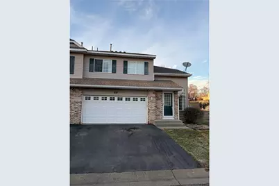 837 Summer Pines Circle, Hudson, WI 54016 - Photo 4